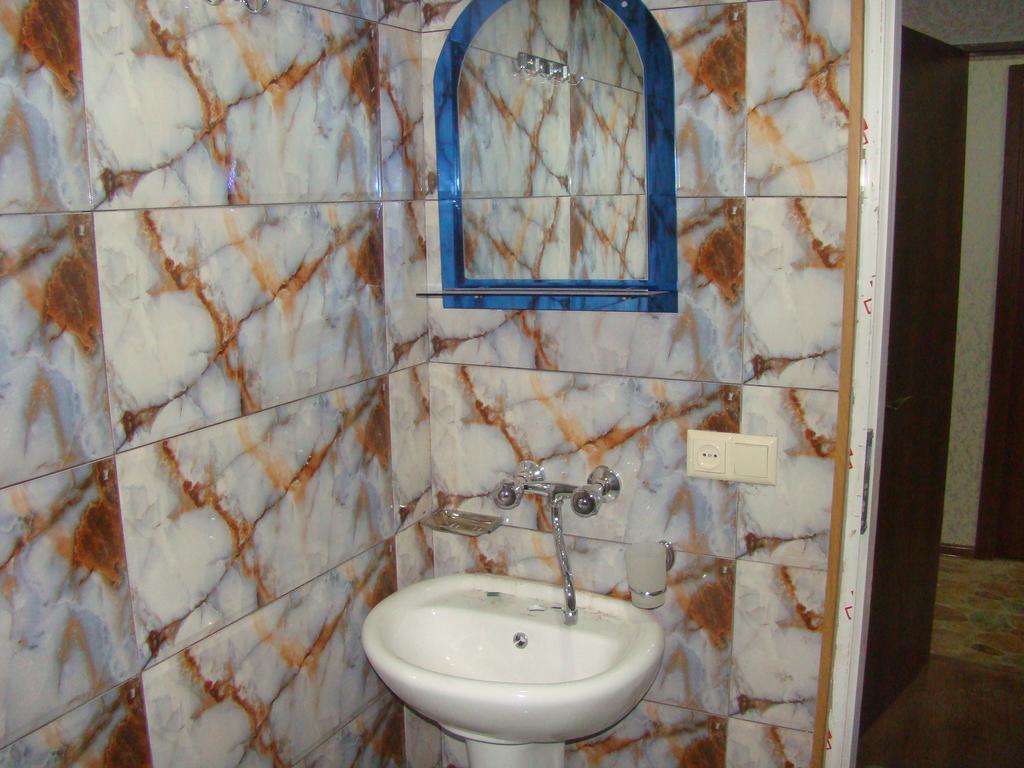 מסטיה Guest House Tavaduri מראה חיצוני תמונה