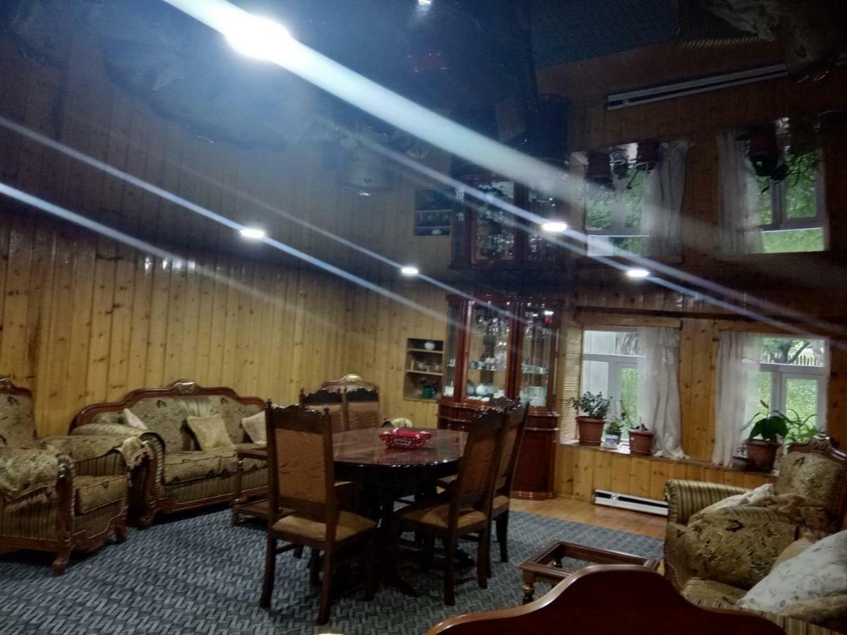 מסטיה Guest House Tavaduri מראה חיצוני תמונה