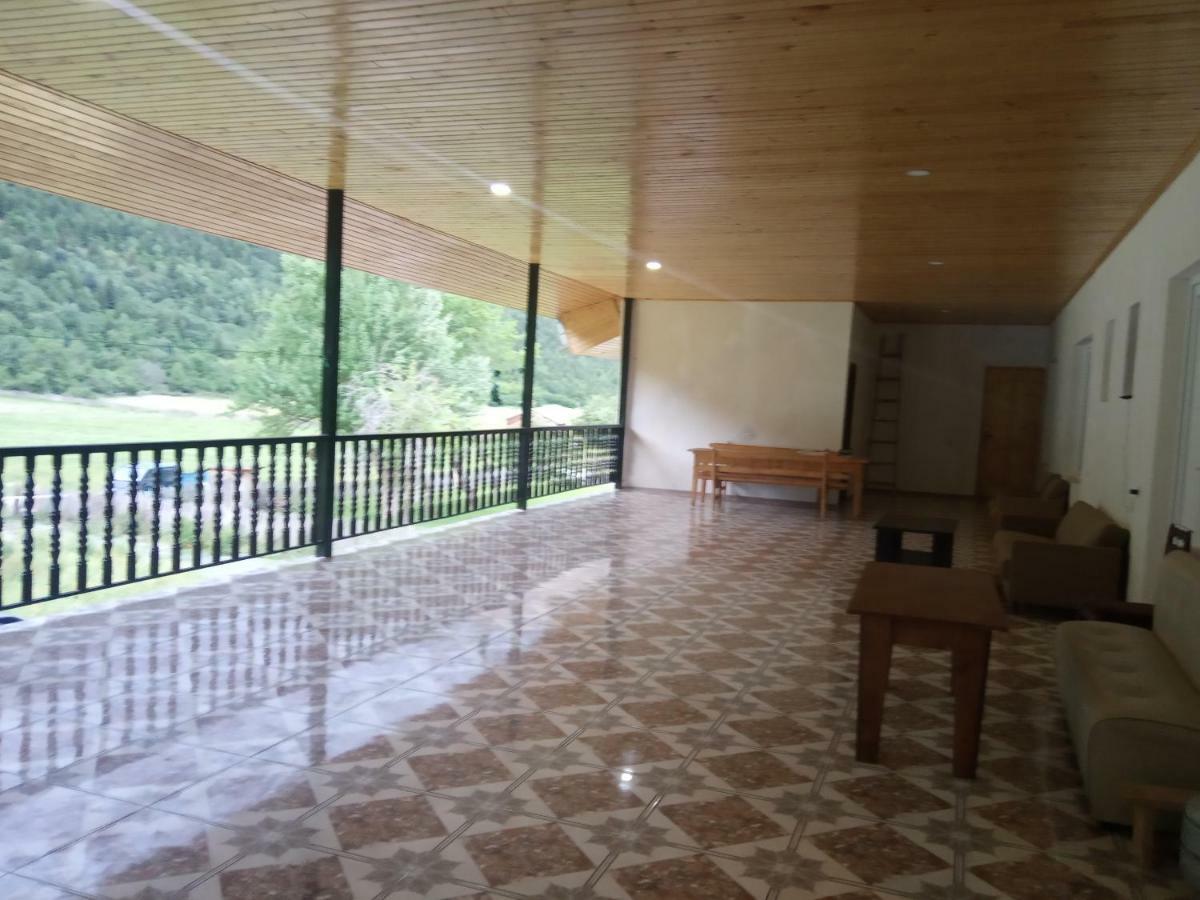 מסטיה Guest House Tavaduri מראה חיצוני תמונה